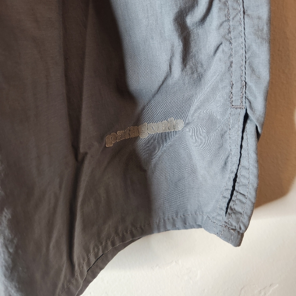 Patagonia Gray Lined Mens Athletic Shorts Size XL - Picture 3 of 7